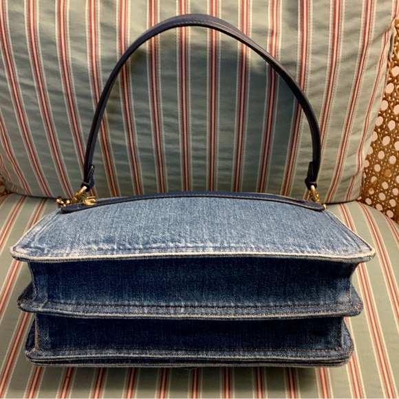 Soft Chain Tabby in Denim - Picture 7 of 15